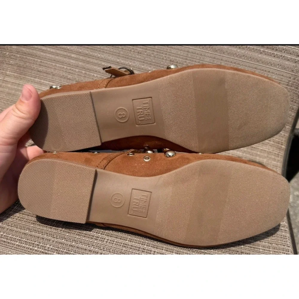 New! Women's Sz 8 Faux Suede Silver Studded Mary Jane Flats